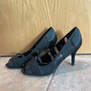 J Renee Jemma Black Peep Toe Heel Size 10W